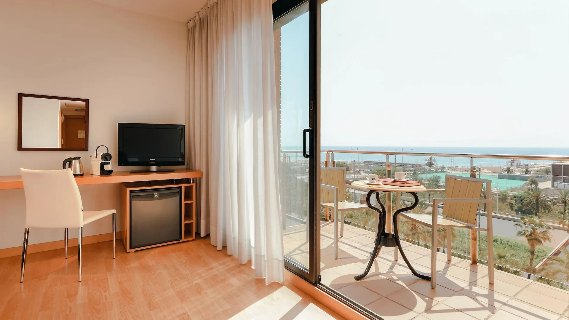 Hotel Catalonia Barcelona Beach